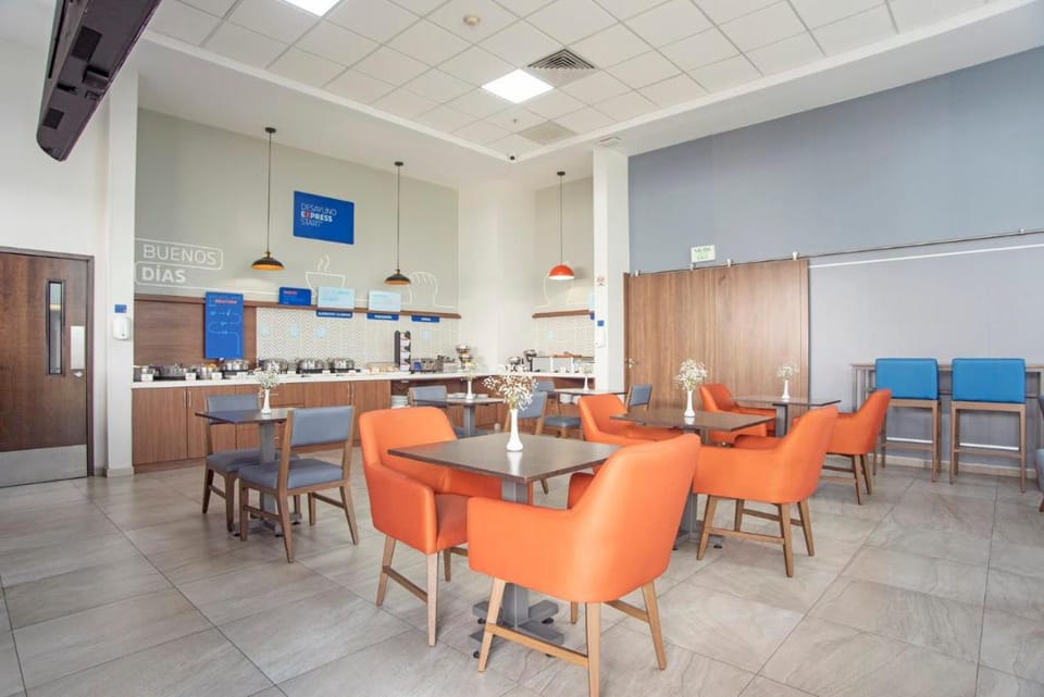 Holiday Inn Express Guadalajara Iteso By IHG Hotel in Tlaquepaque