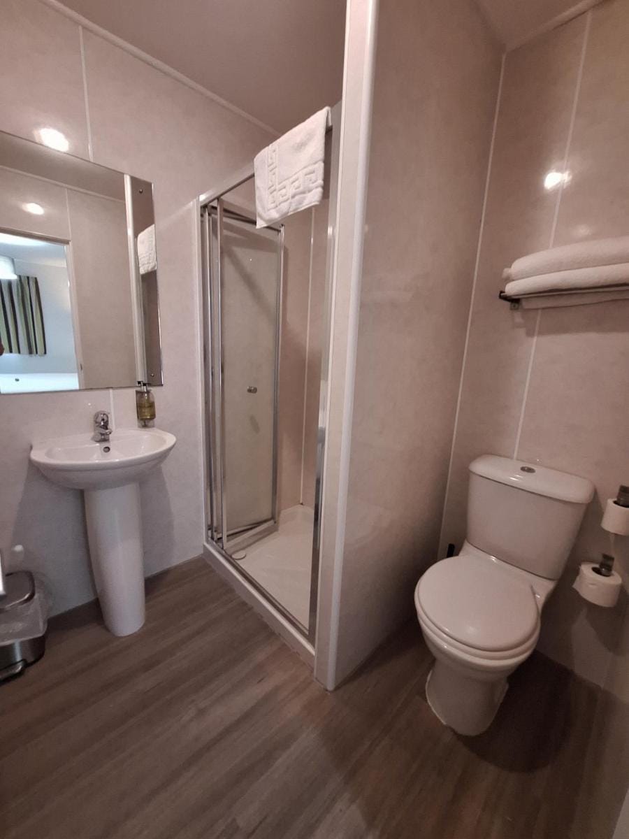 Stockwood Hotel - Luton Airport Hotel in Luton
