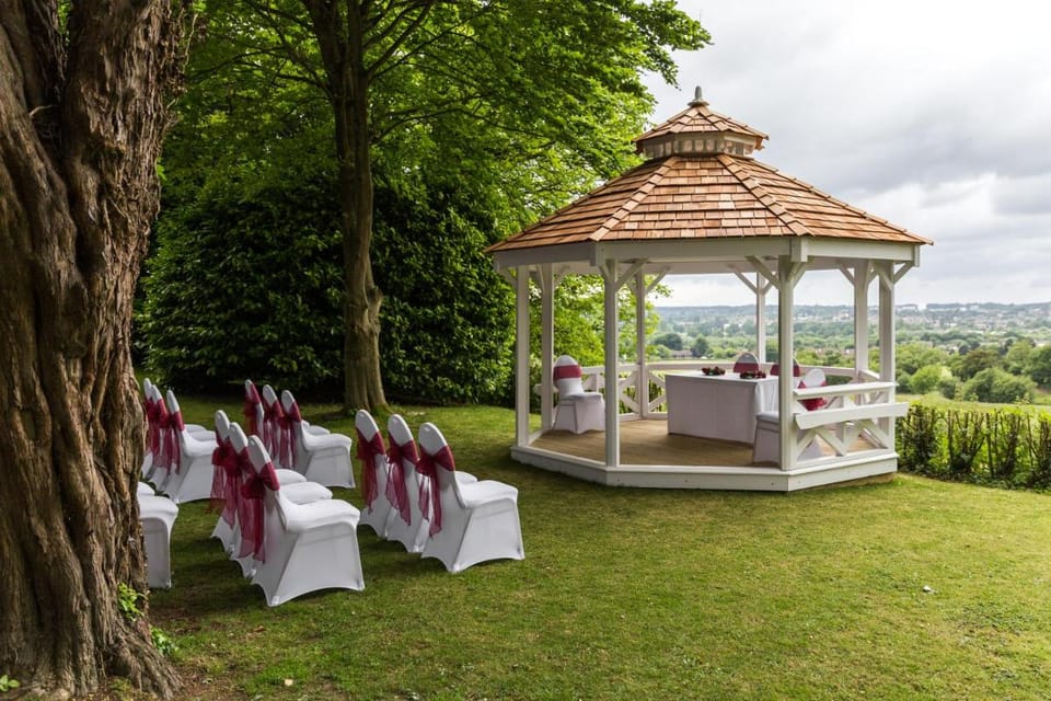 Hogs Back Hotel & Spa Hotel in Borough of Waverley