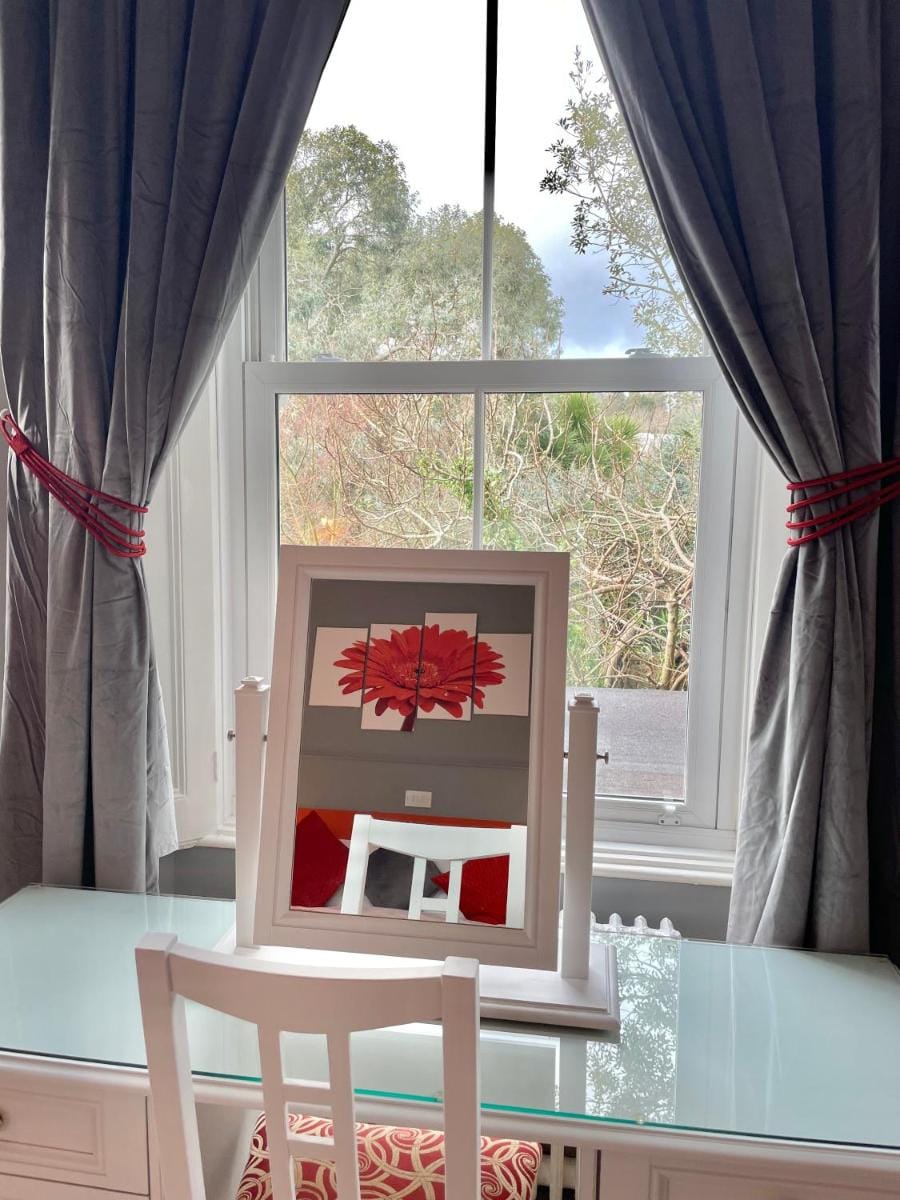 Carlton Court Bed and Breakfast in Torquay