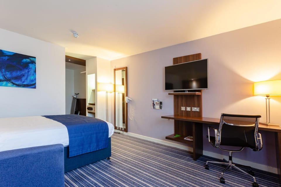 Holiday Inn Express Edinburgh Airport By IHG Hotel in Scotland