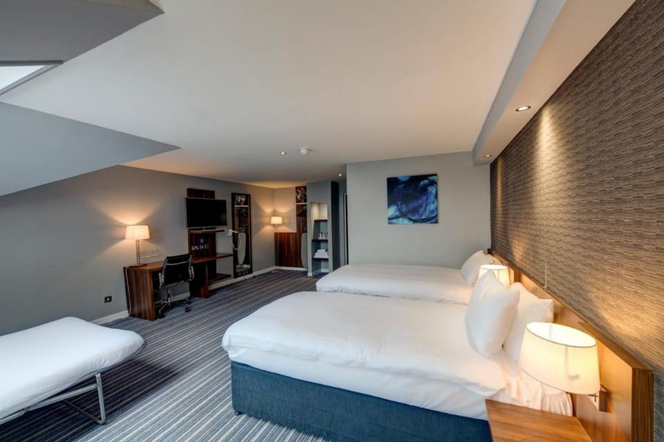 Holiday Inn Express Edinburgh Airport By IHG Hotel in Scotland