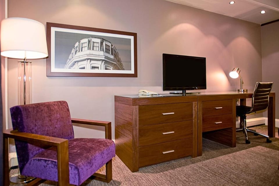 Sandman Signature London Gatwick Hotel in Crawley