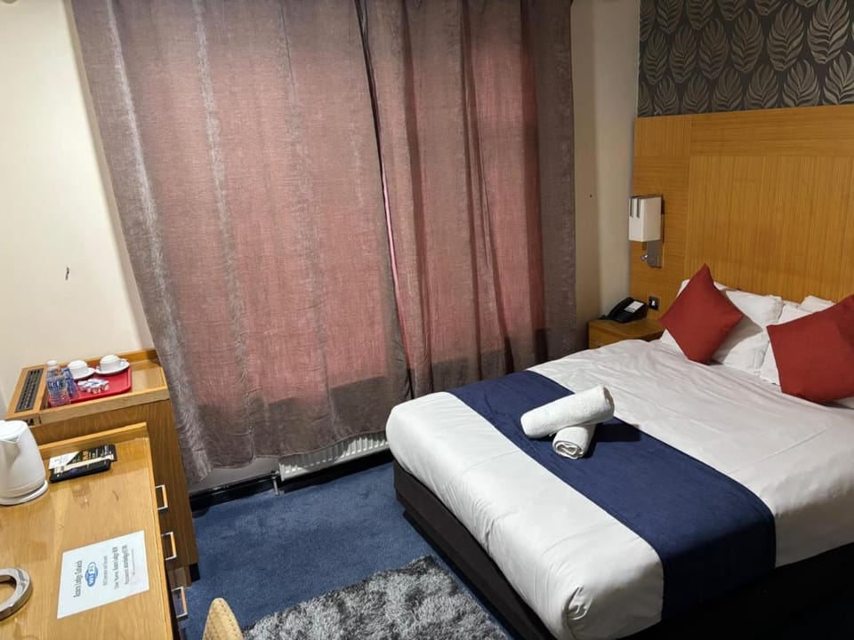 Acorn Lodge Hotel Gatwick & Parking Hotel in Horley