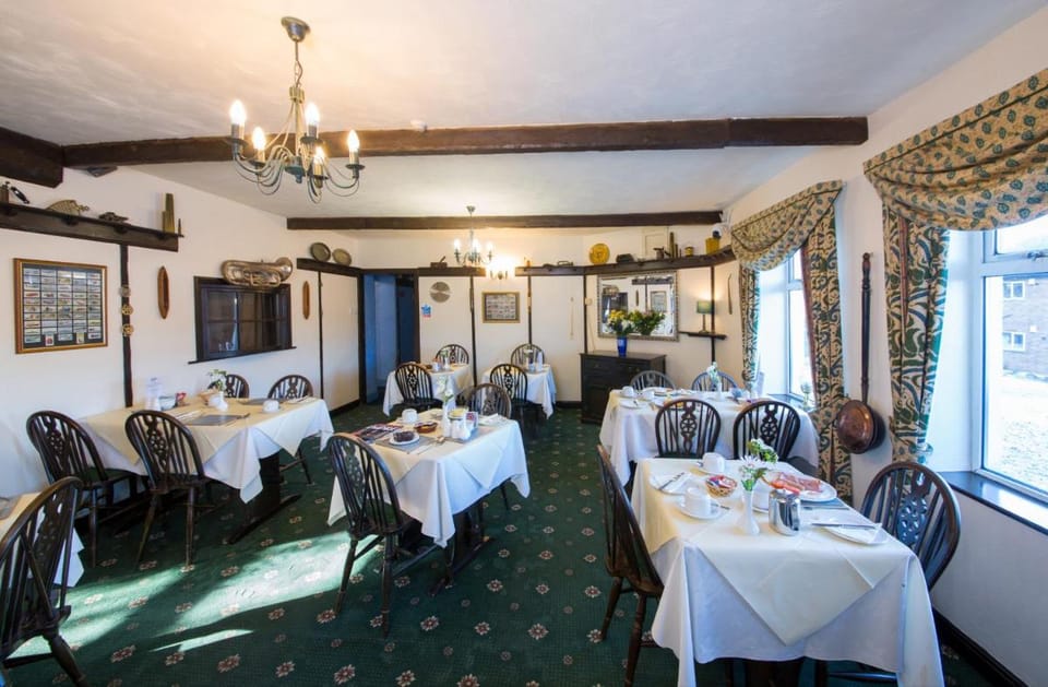 Dalesgate Hotel - Self Check In Hotel in Keighley