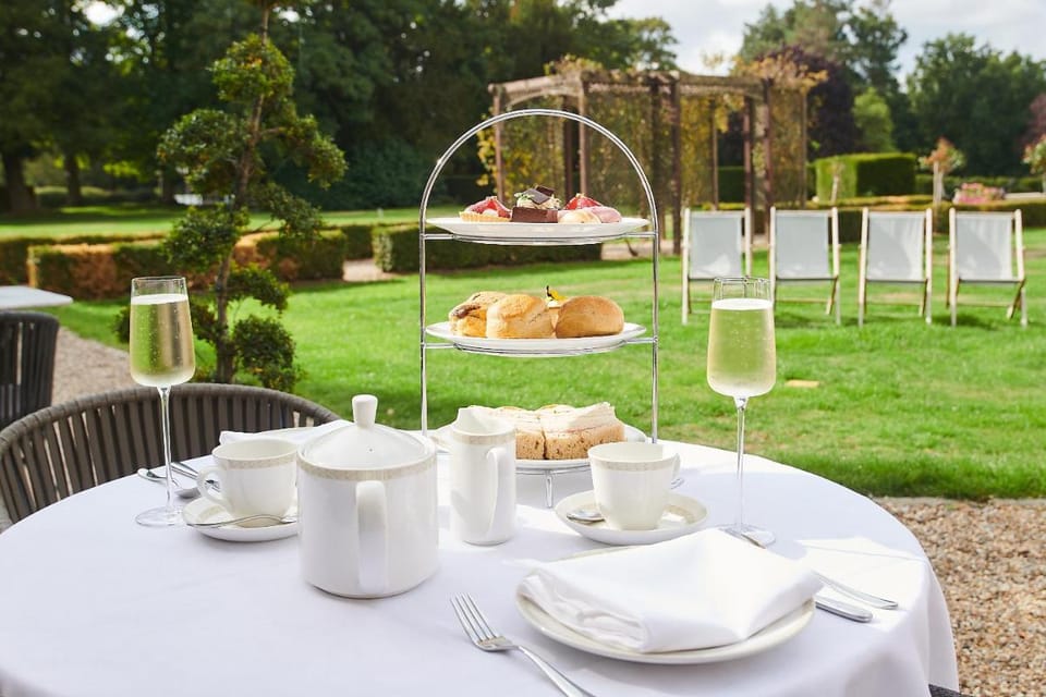 Down Hall Country House Hotel Hotel in Uttlesford