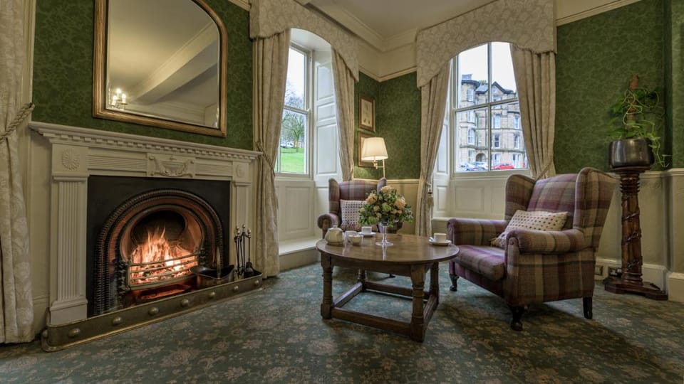 Old Hall Hotel Hotel in High Peak District