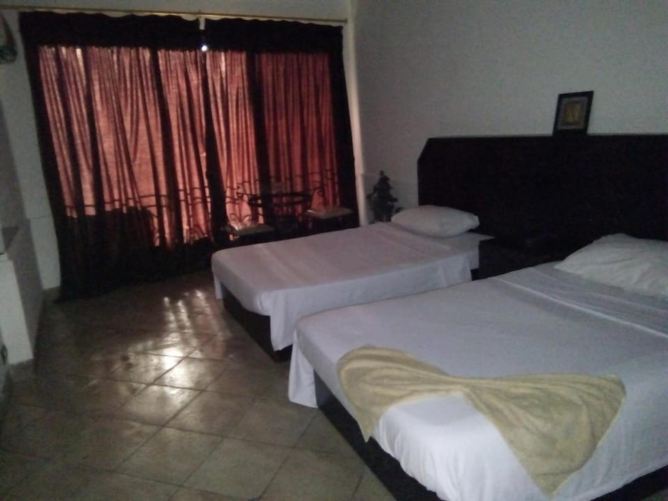 Arabesque Hotel Hostel in Cairo