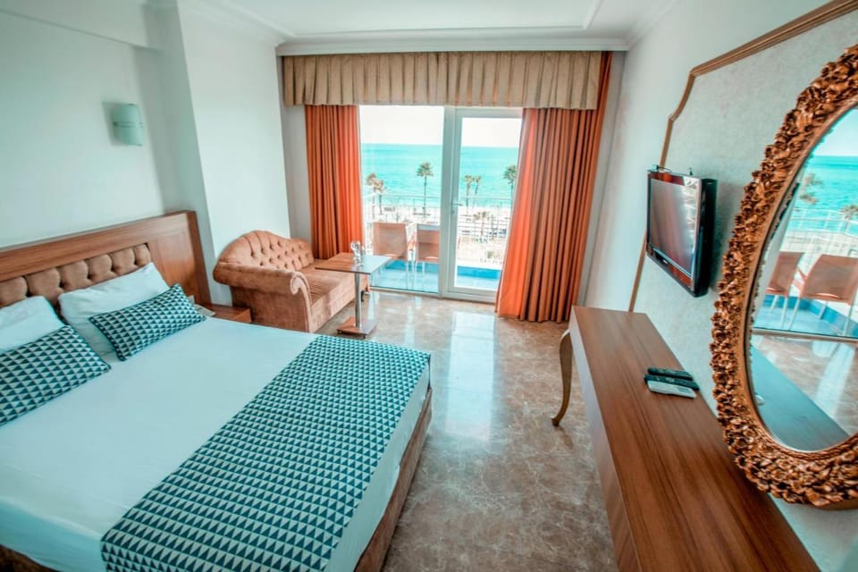 Kristal Beach Hotel Hotel in Antalya