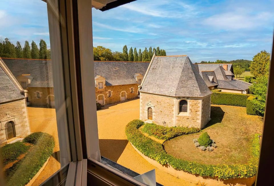 Château De Noirieux Hotel in Pays de la Loire