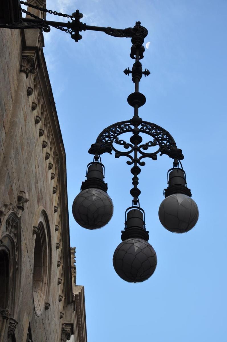 Hostal Fernando Bed and Breakfast in Barcelona