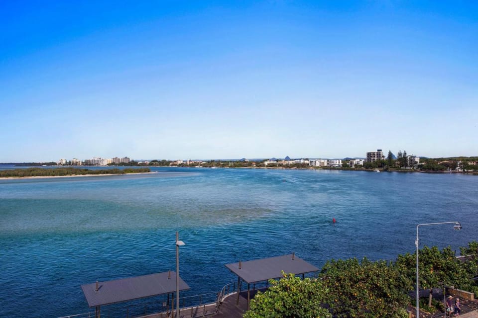 BreakFree Grand Pacific Apartment hotel in Golden Beach