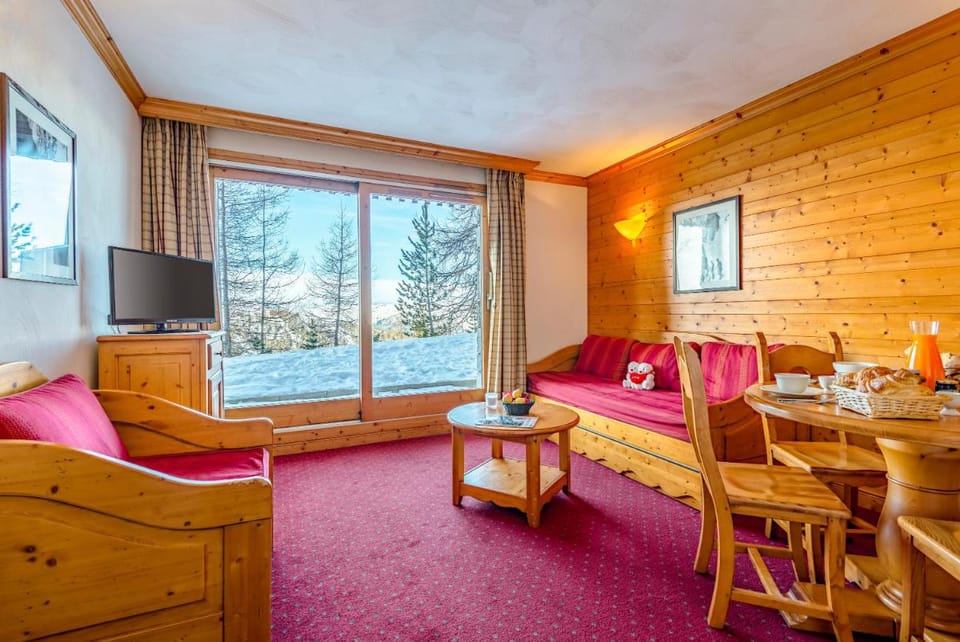 Lagrange Vacances Aspen Apartment hotel in Mâcot-la-Plagne