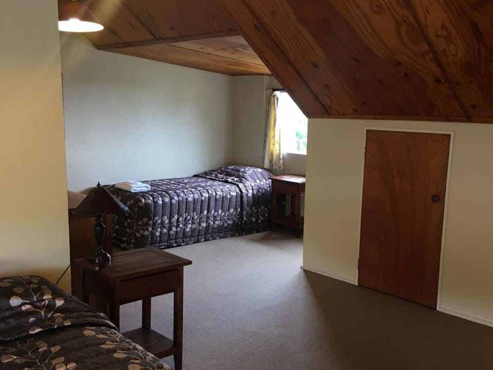 Woodlands Motels And Apartments Motel in Dunedin