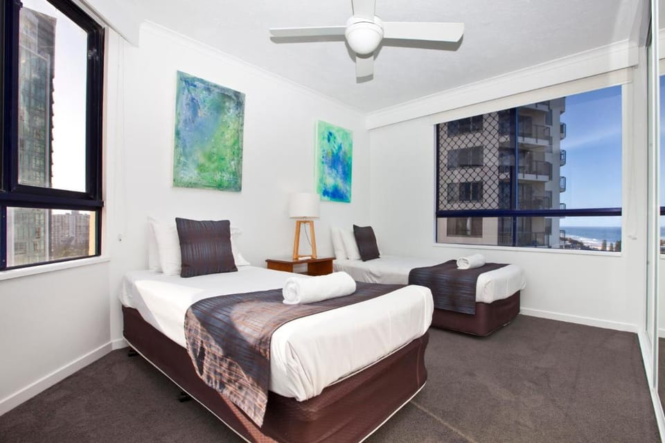 Surf Regency Apartment hotel in Surfers Paradise