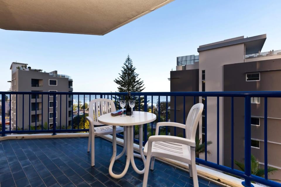Surf Regency Apartment hotel in Surfers Paradise