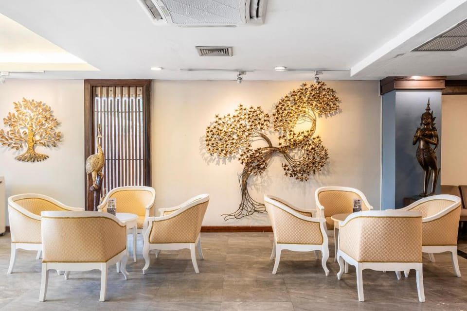 Ayothaya Riverside Hotel Hotel in Laos