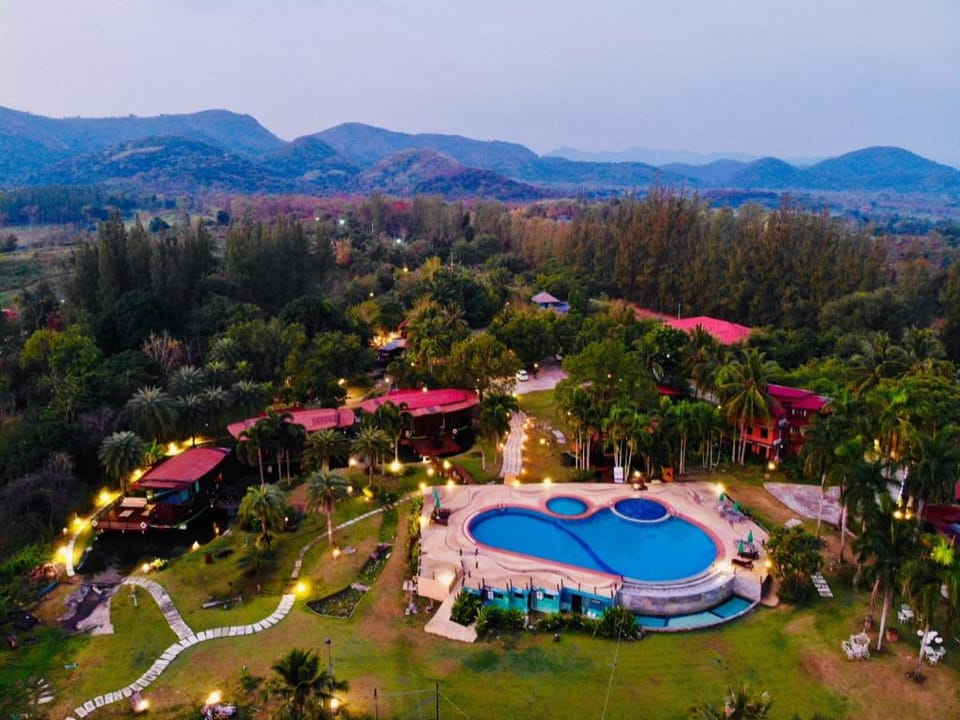 Kaengkrachan Boathouse Paradise Resort Resort in Thailand