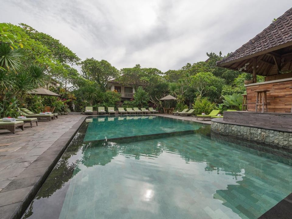 Sri Ratih Cottages Hotel in Bali