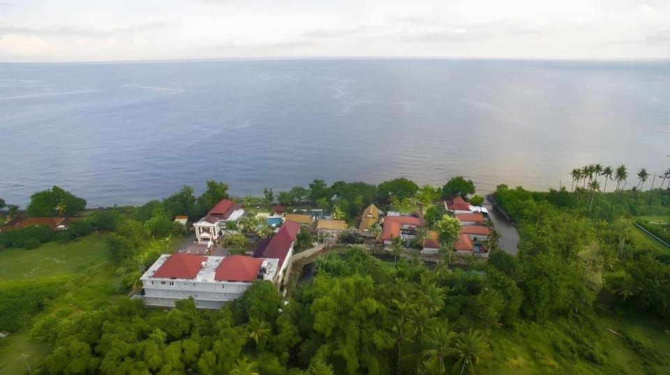 Puri Saron Hotel Baruna Beach Lovina Hotel in Buleleng