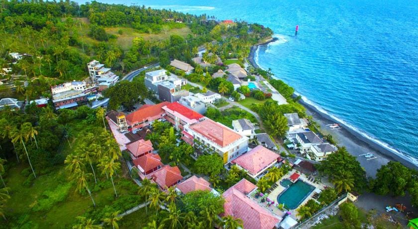 Puri Saron Hotel Senggigi Hotel in Pemenang