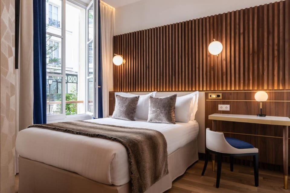 Lord Byron Hotel in Paris