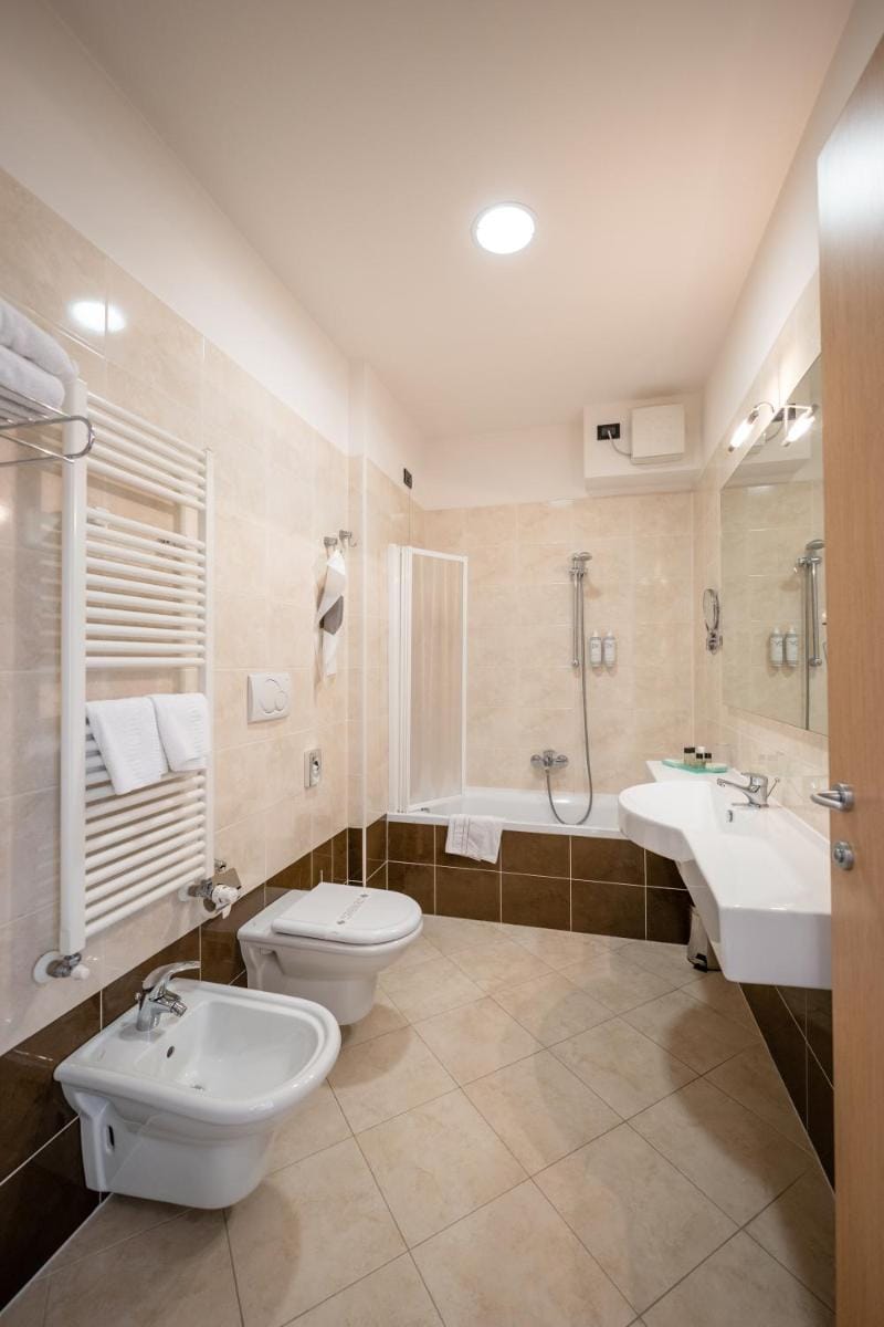 Hotel Resort Villa Luisa & Spa Apartment hotel in Lake Garda
