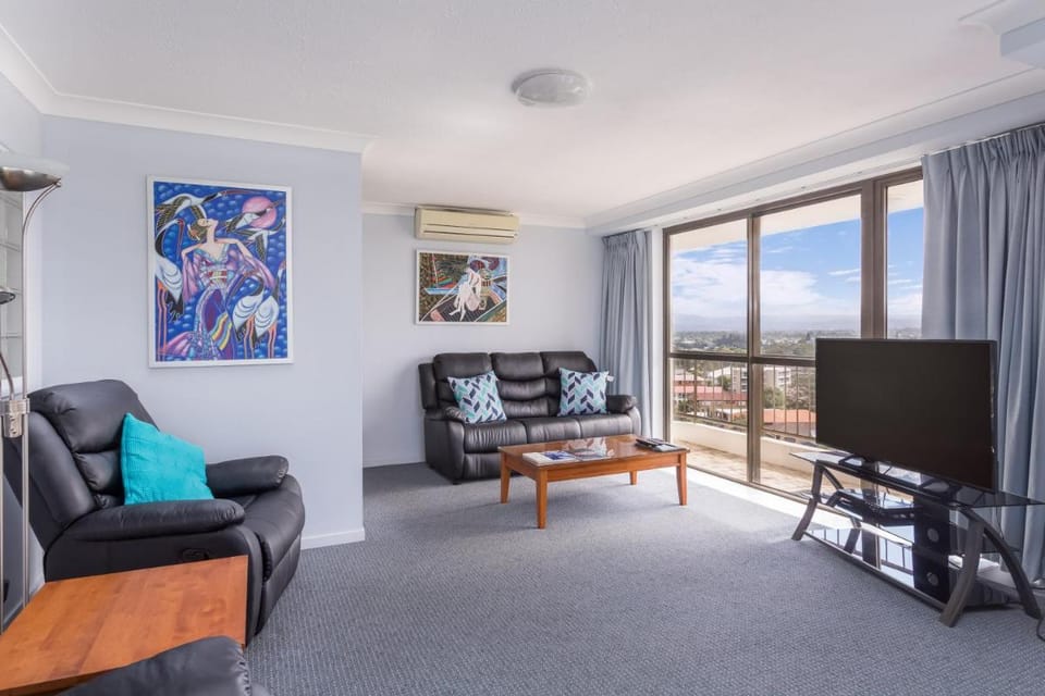 Ocean Royale Hotel Apartment hotel in Broadbeach Boulevard