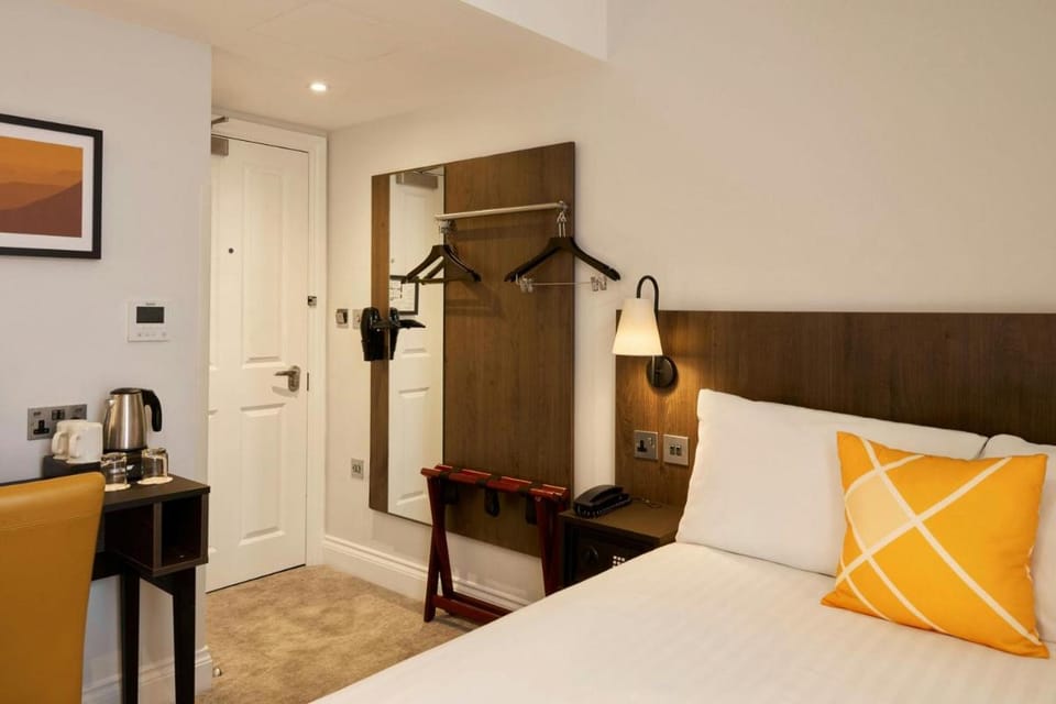 Four Points Flex by Sheraton London Kensington Hotel in City of Westminster