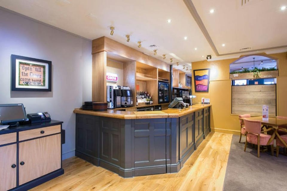 Premier Inn Cardiff West Hotel in Cardiff