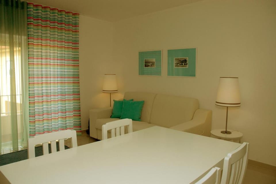 Hotel Dom Lourenco Hotel in Lisbon District