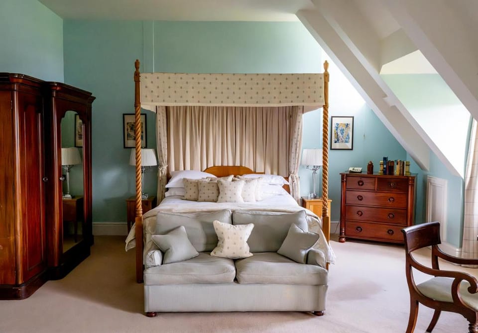 Llangoed Hall Country House in Wales