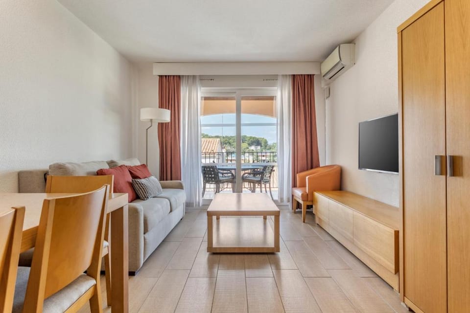 Le Club Mougins Apartment hotel in Mouans-Sartoux