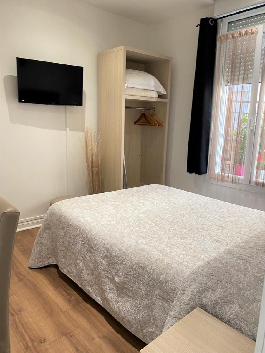 Hotel Lutetia Hotel in Cannes