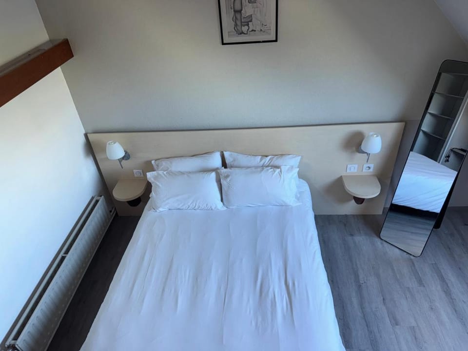 Hôtel Dupleix - Hyper centre - Réouverture Hotel in Quimper