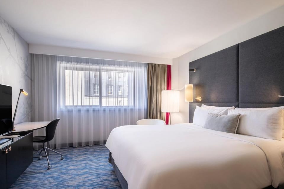 Renaissance by Marriott Paris Arc de Triomphe Hotel Hotel in Paris
