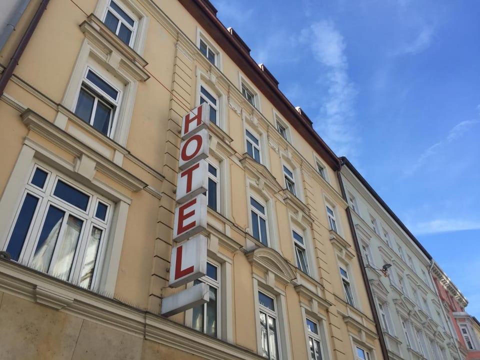 das HOTEL in München Hotel in Munich