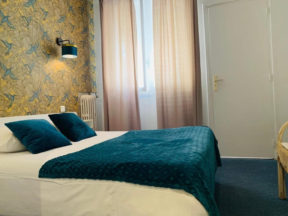 Hôtel Trianon Tours Hotel in Tours