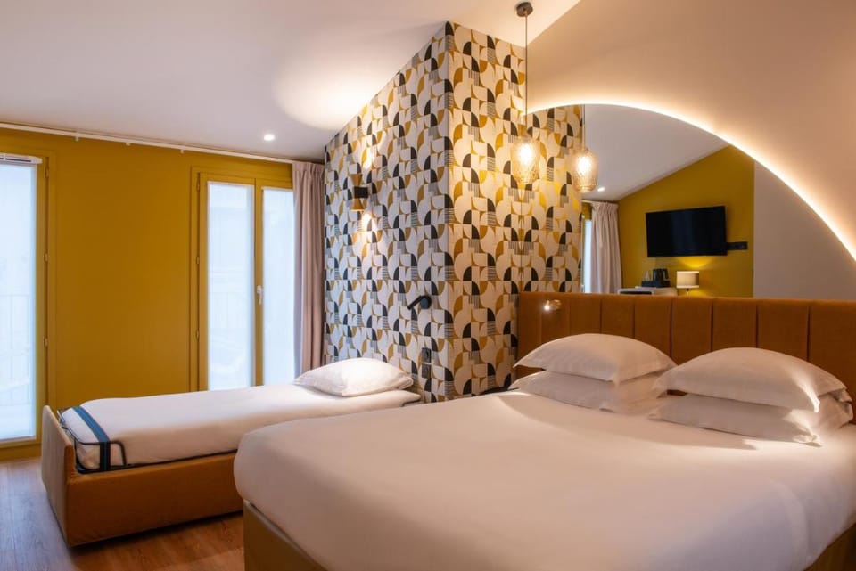 Hotel Arc Elysees Hotel in Paris
