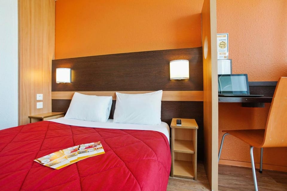 Première Classe Villejust Hotel in Île-de-France