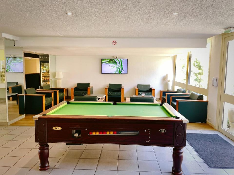 Kyriad Nemours Hotel in Île-de-France