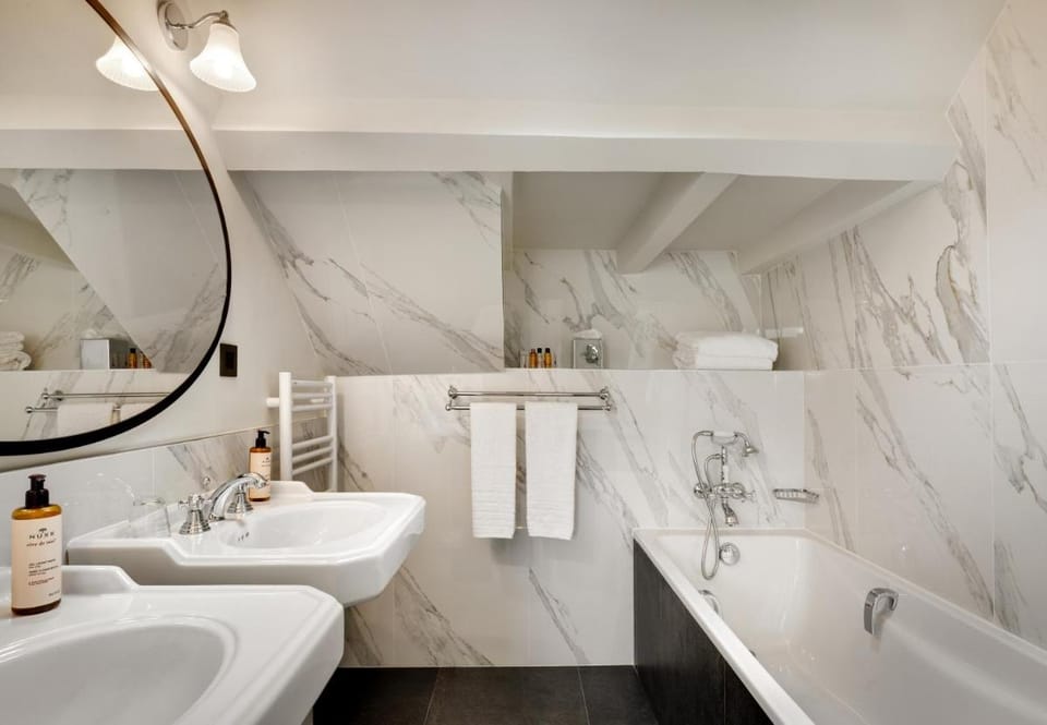 Les Rives de Notre-Dame Hotel in Paris