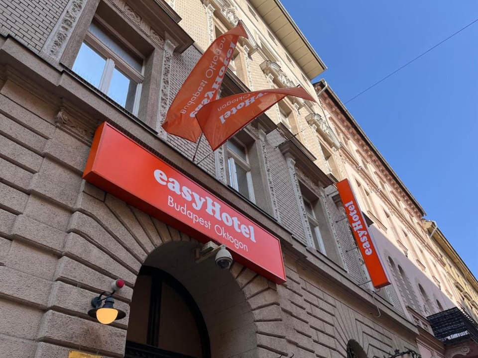easyHotel Budapest Oktogon Hotel in Budapest