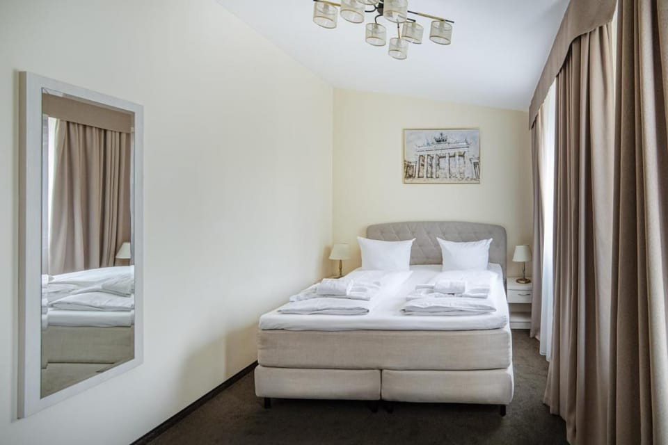 Upper Room Hotel Kurfürstendamm Hotel in Berlin