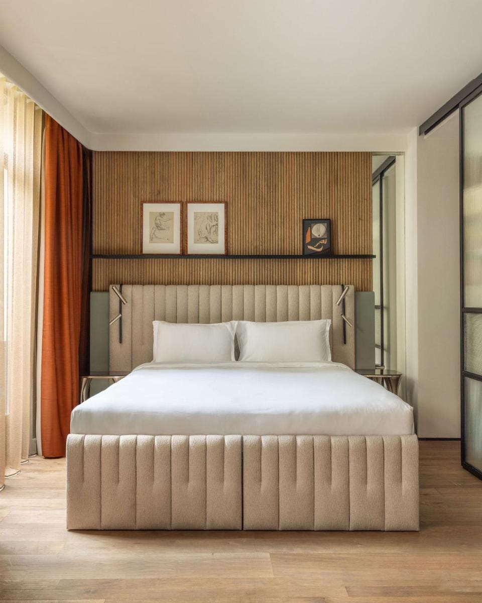 Hotel Dame des Arts Hotel in Paris