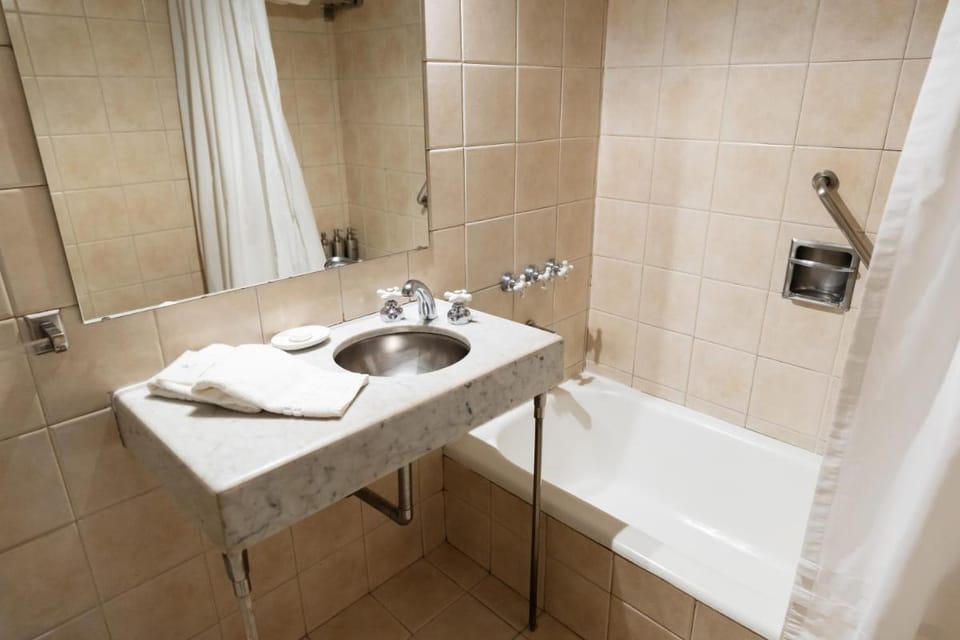 Loi Suites Esmeralda Hotel in Buenos Aires