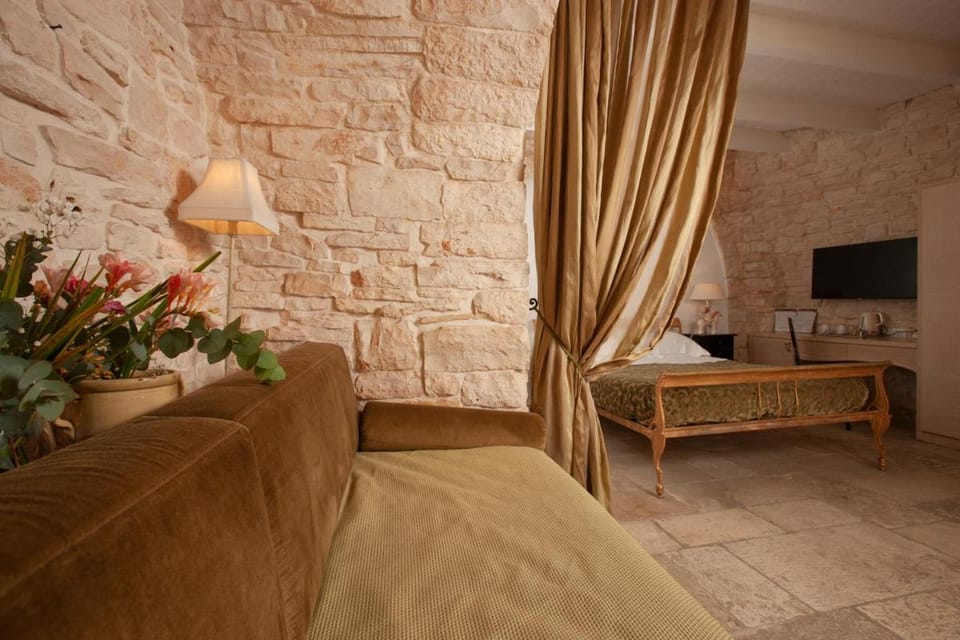 Le Alcove-Luxury Hotel nei Trulli Hotel in Province of Taranto