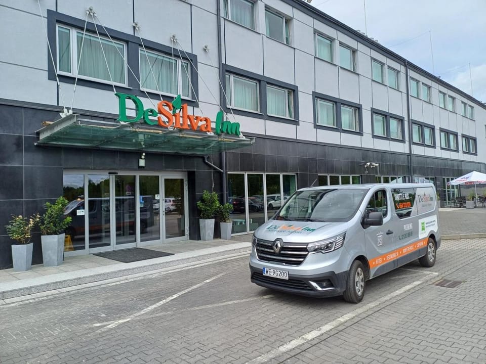 Desilva Inn Katowice Airport Hotel in Lesser Poland Voivodeship