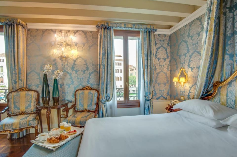 Canal Grande Hotel in Venice