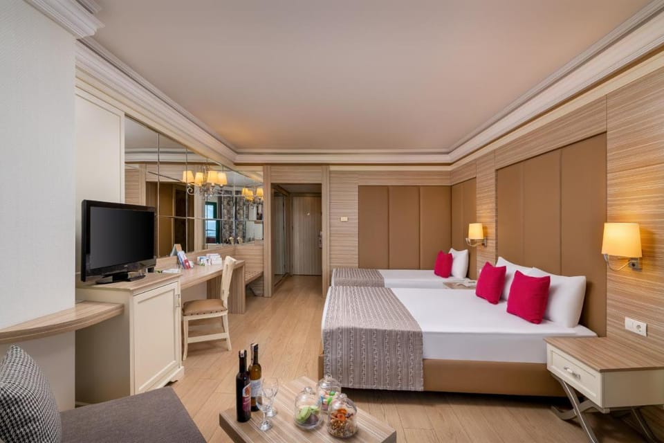 Delphin Deluxe Resort Resort in Antalya Province